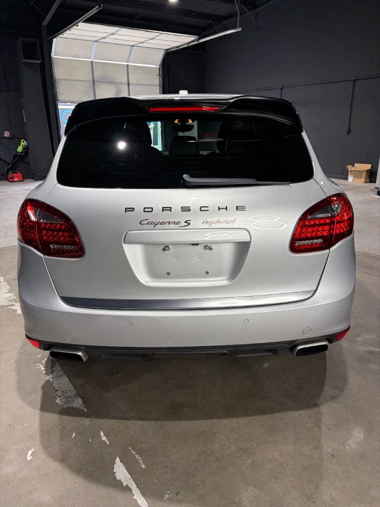 2013 Porsche Cayenne S Hybrid - Photo 8