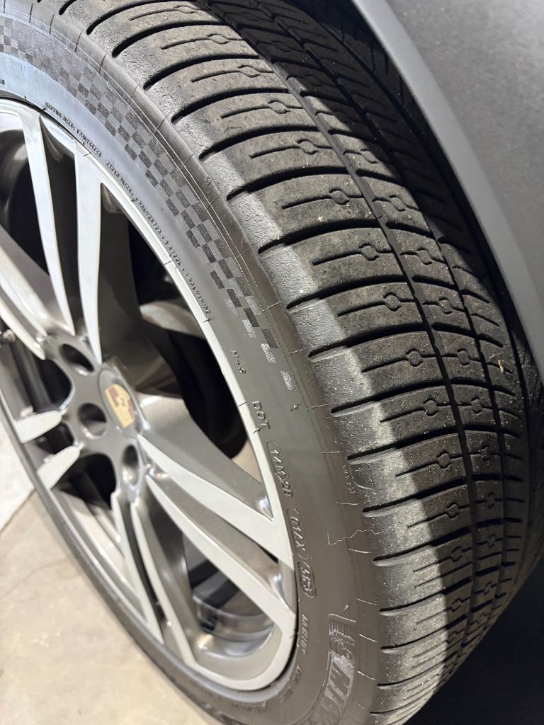 2013 Porsche Cayenne S Hybrid - Photo 15