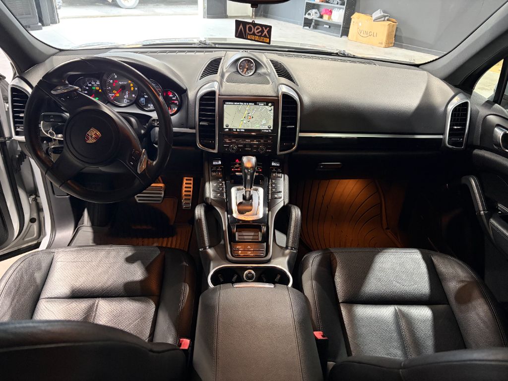 2013 Porsche Cayenne S Hybrid - Photo 20