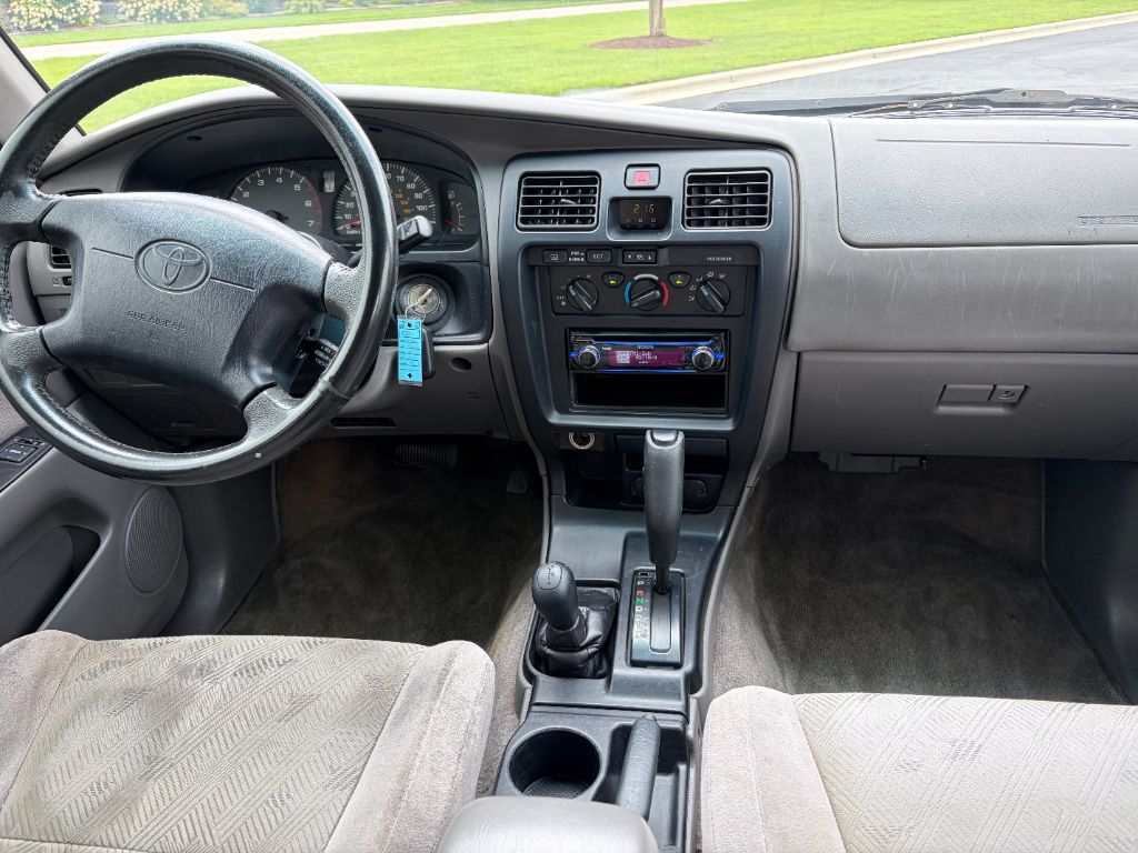 2002 Toyota 4Runner SR5 - Photo 21