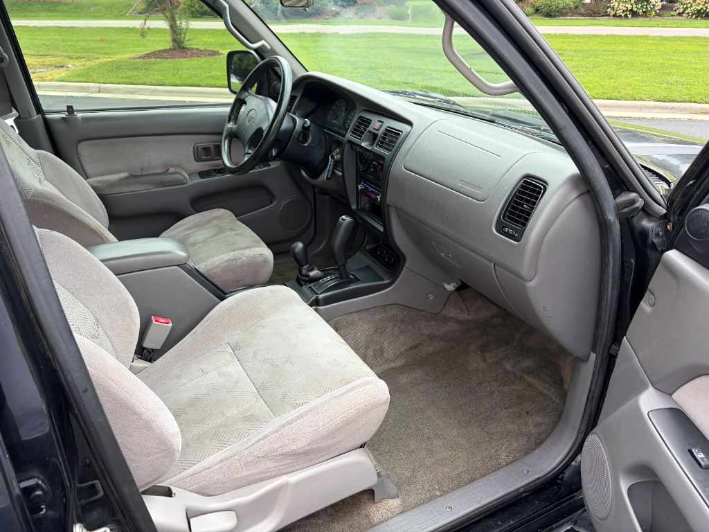 2002 Toyota 4Runner SR5 - Photo 20