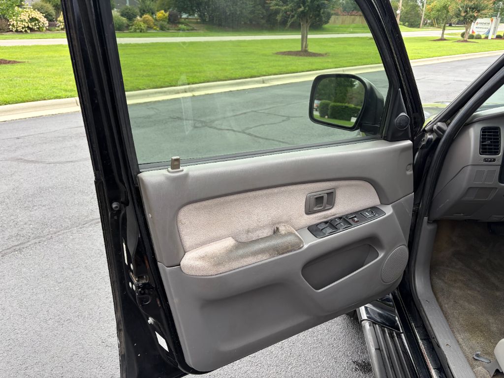 2002 Toyota 4Runner SR5 - Photo 15