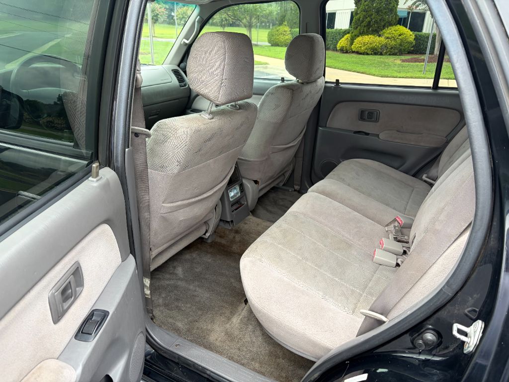 2002 Toyota 4Runner SR5 - Photo 17