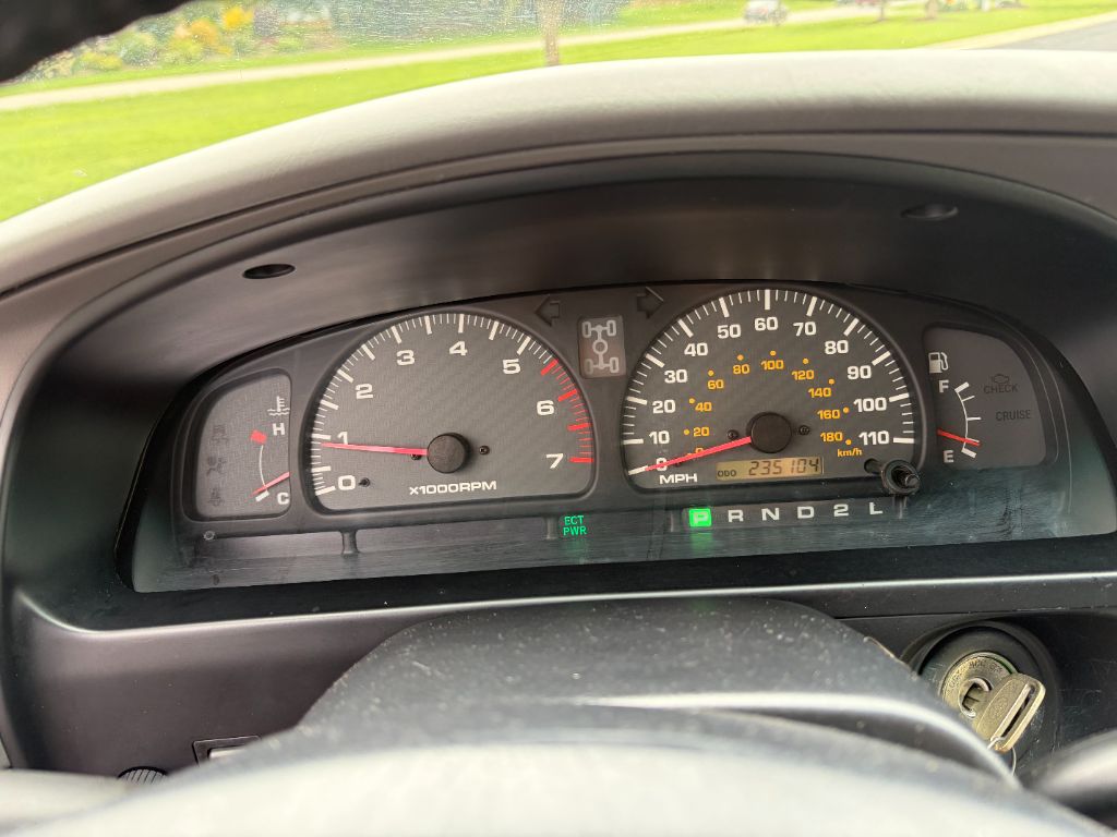 2002 Toyota 4Runner SR5 - Photo 16
