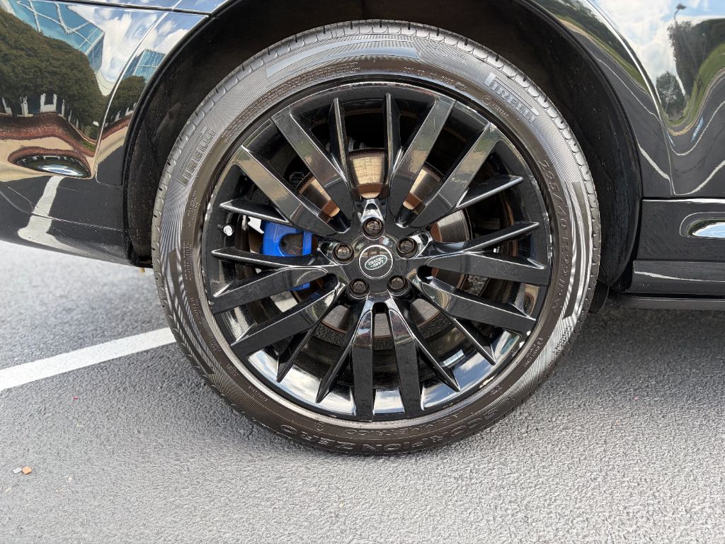2017 Land Rover Range Rover Sport SVR - Photo 13