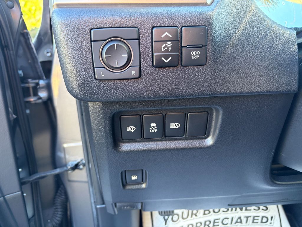 2020 Lexus GX PREMIUM - Photo 18
