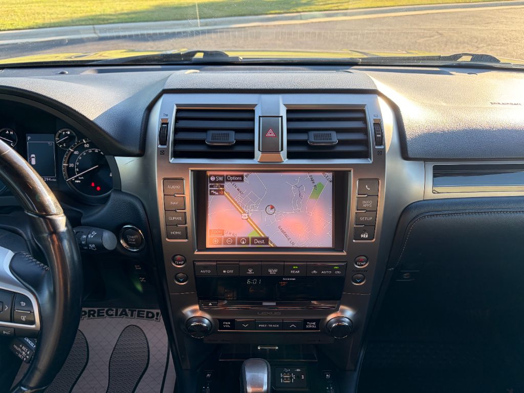 2020 Lexus GX PREMIUM - Photo 25